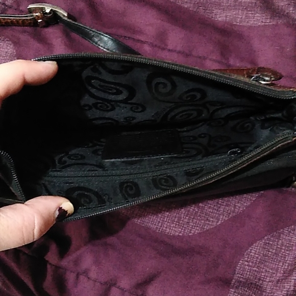 Small Brighton faux leather faux crocodile purse - Picture 4 of 13